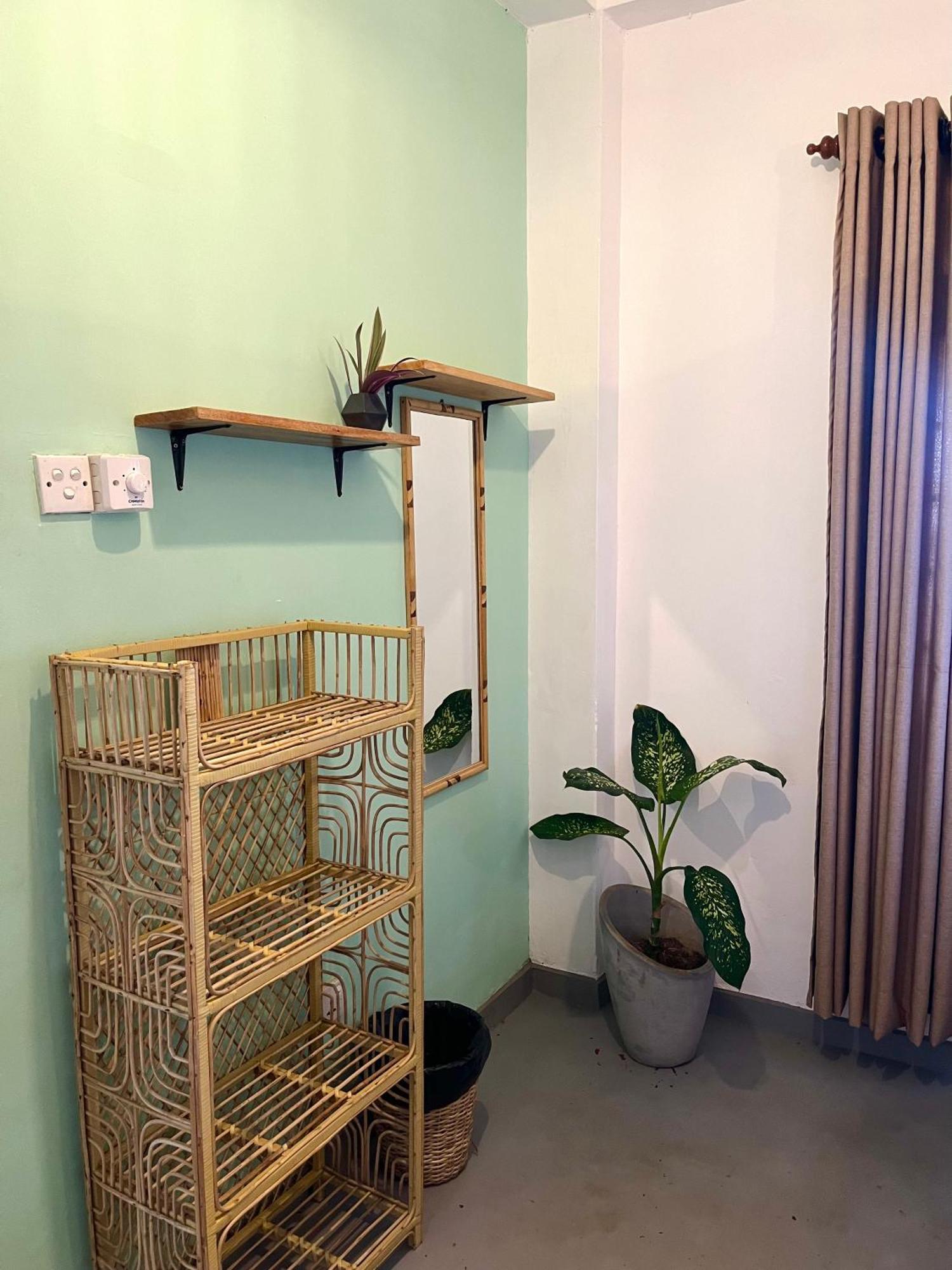 Just Another Guesthouse Polhena Экстерьер фото