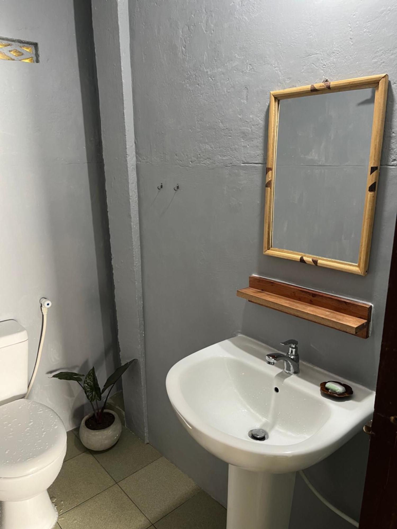 Just Another Guesthouse Polhena Экстерьер фото