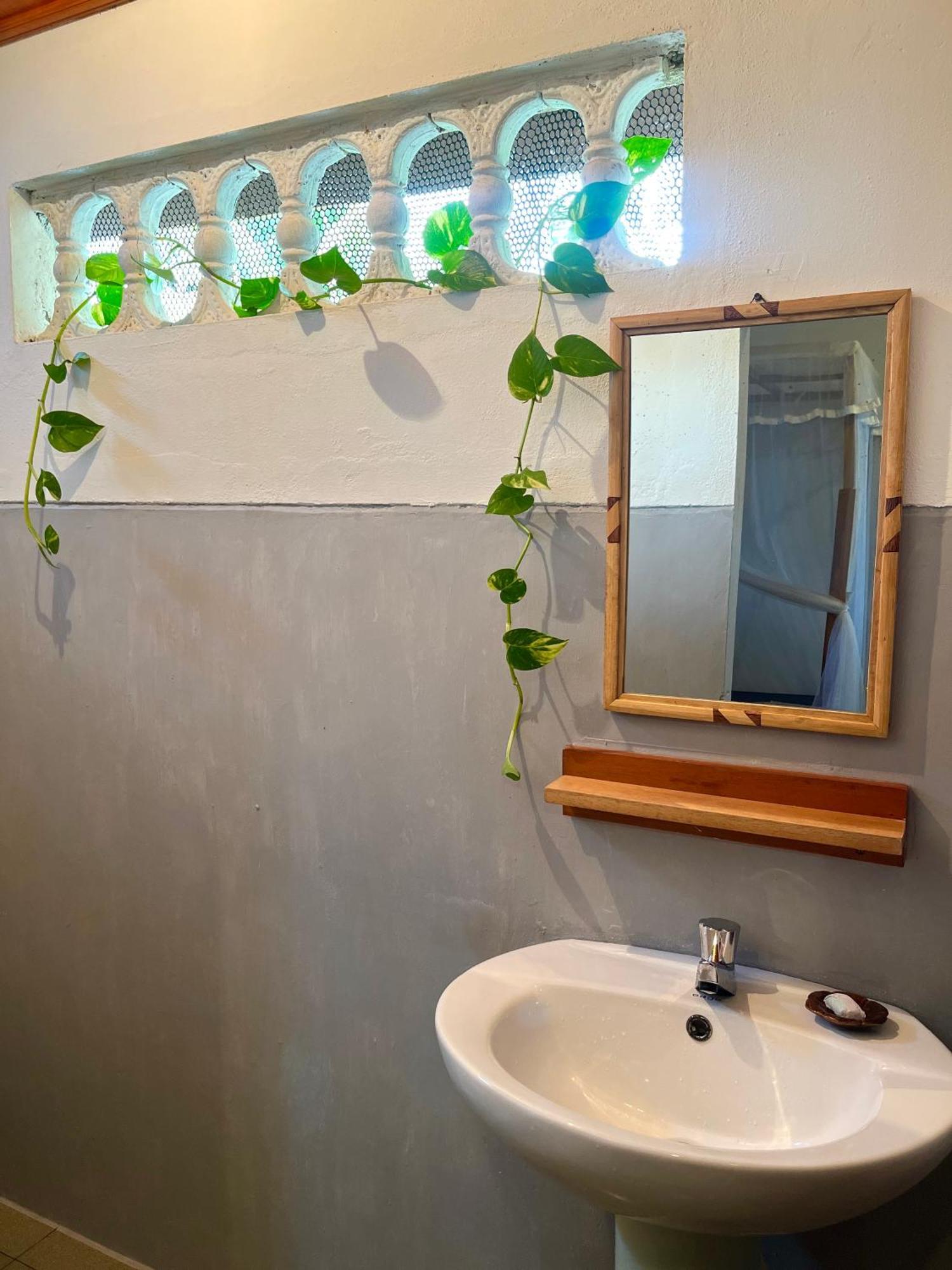 Just Another Guesthouse Polhena Экстерьер фото